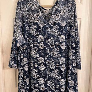 Avenue, Tunic, Size 30/32, Blue & White